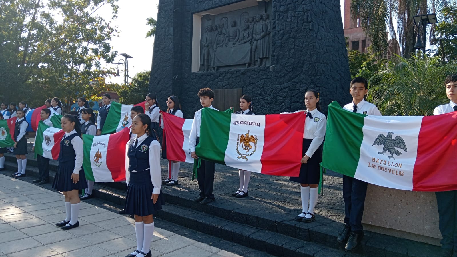 DÍA DE LA BANDERA – CENTRO EDUCATIVO LA PAZ